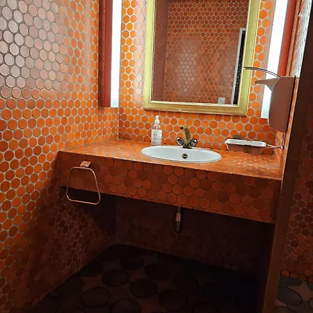 בית הארחה Merkur - Private With Shared Kitchen Shower And Toilet - Old Town כור